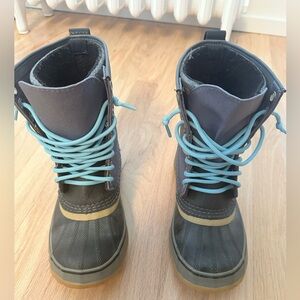 Sorel 1964 Premium CVS wax canvas boots